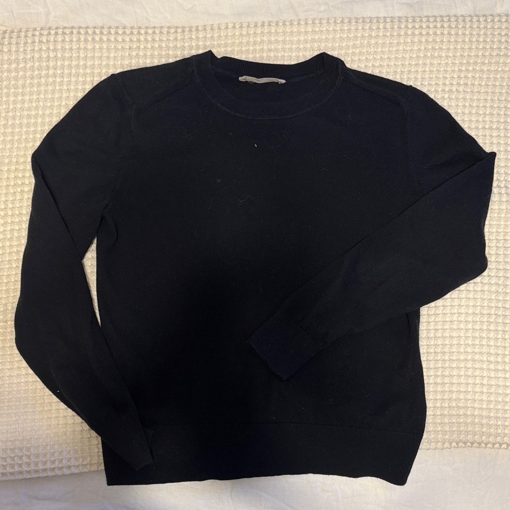 Everlane Black Crew Neck Sweater